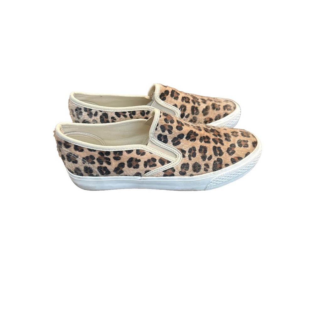 Women’s Bucco Leopard Print Slip On Shoes  Size 9